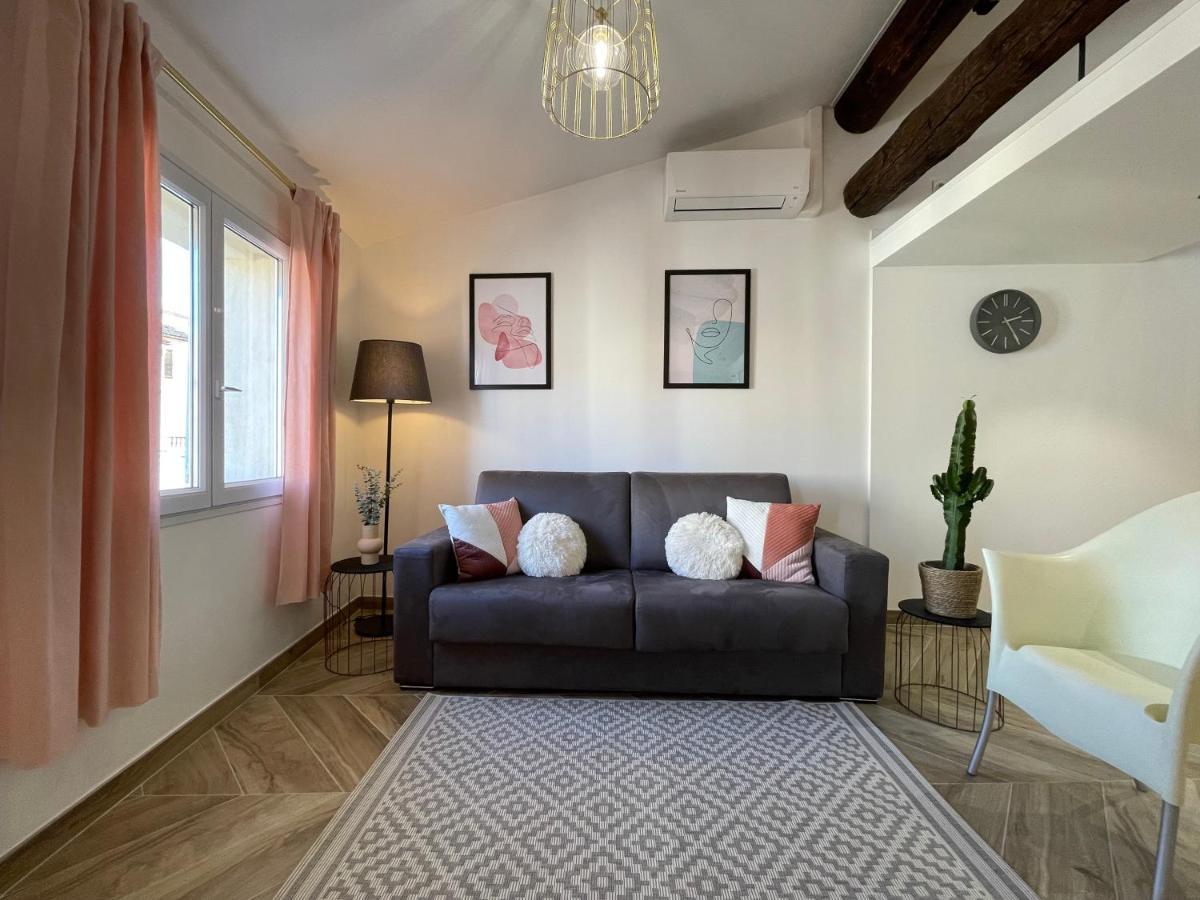 Nice Renting - Massena - Loft - Heart Of Vieil Antibes - The Market With Sea View Екстериор снимка